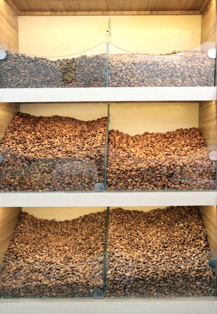 california almond wholesalers